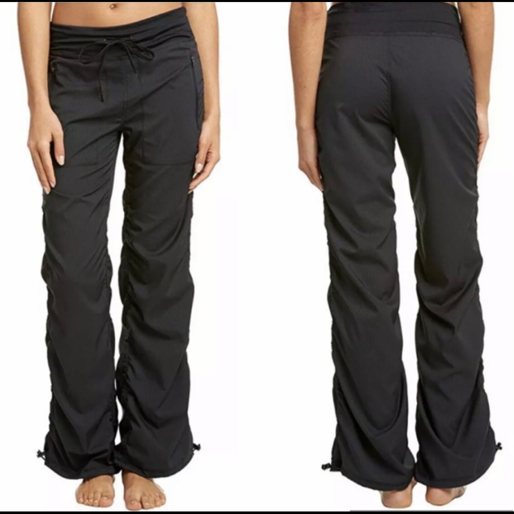 NWT•Marika Drawcord Dry-Wik Pants Yoga Athleisure